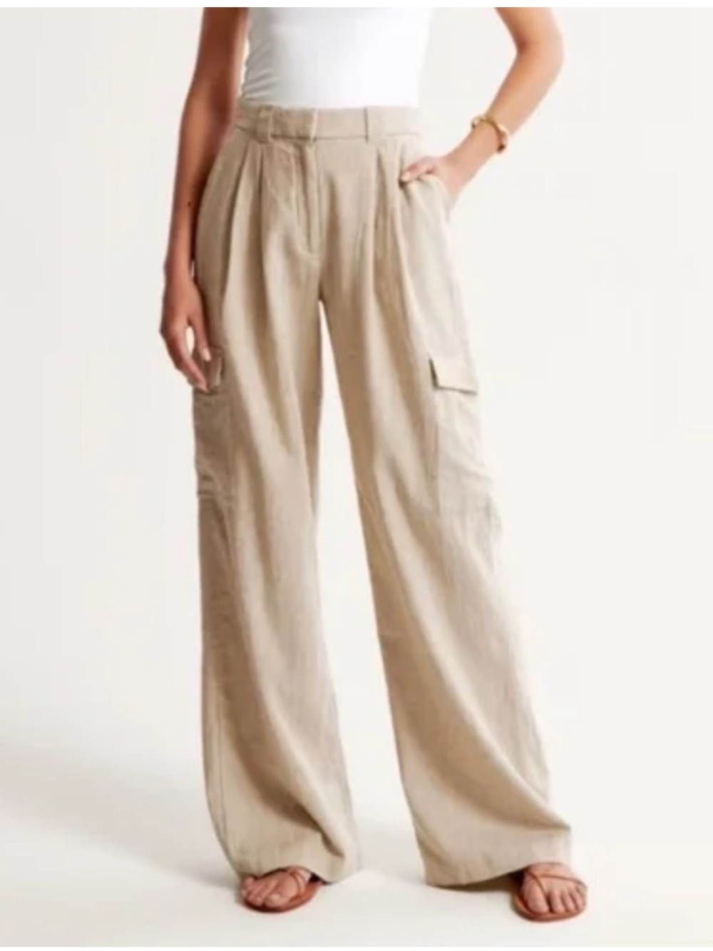 Abercrombie & Fitch Wide-Leg Cargo Trousers in Light Taupe Linden Blend XS